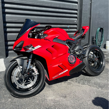60" Matte Carmine Red Vinyl Car Wrap