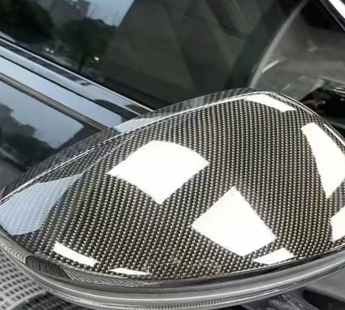PET Simulation Carbon Fiber Gloss Silver Vinyl Wrap