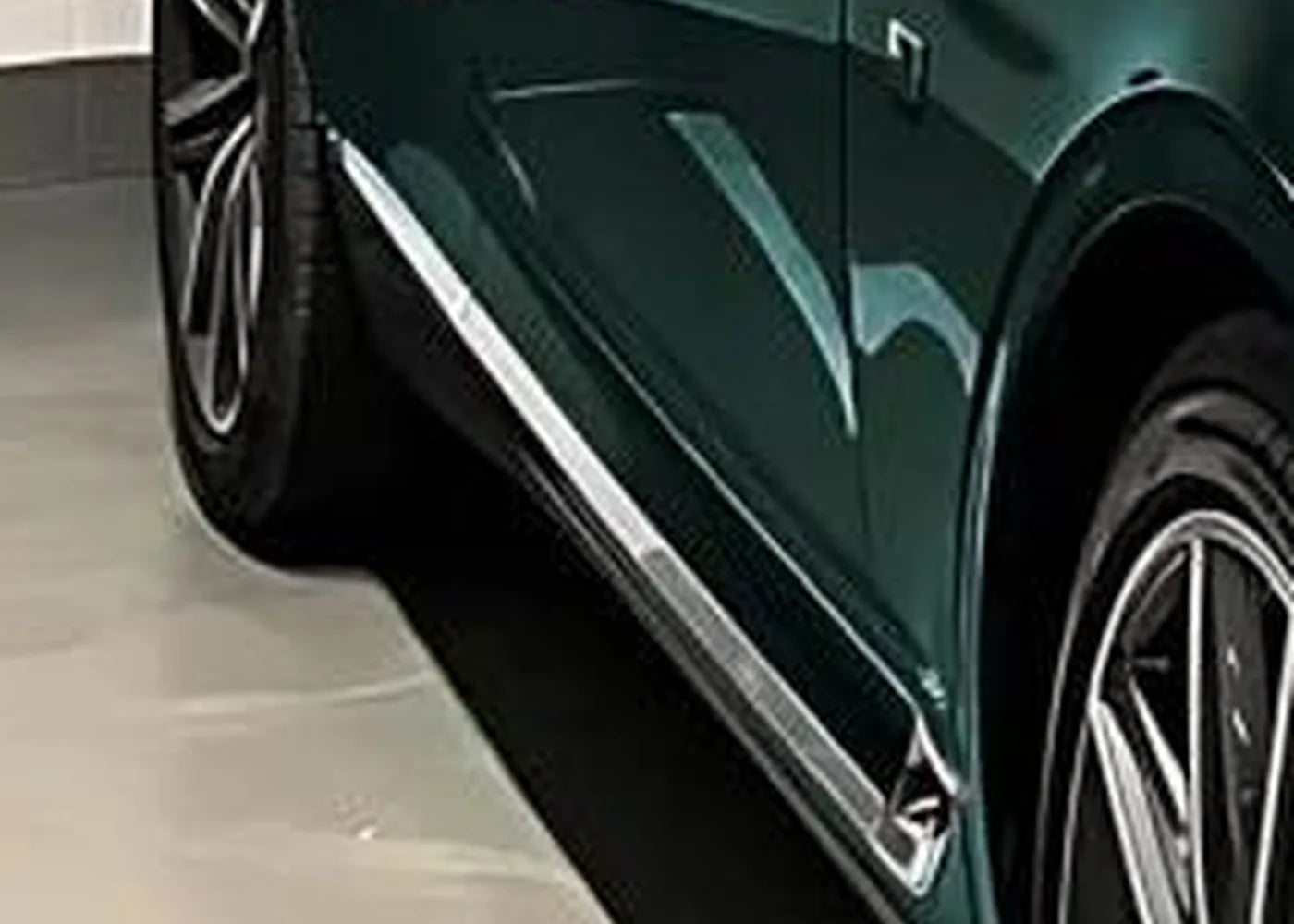 PET Ultra Matte Chrome Green Vinyl Wrap