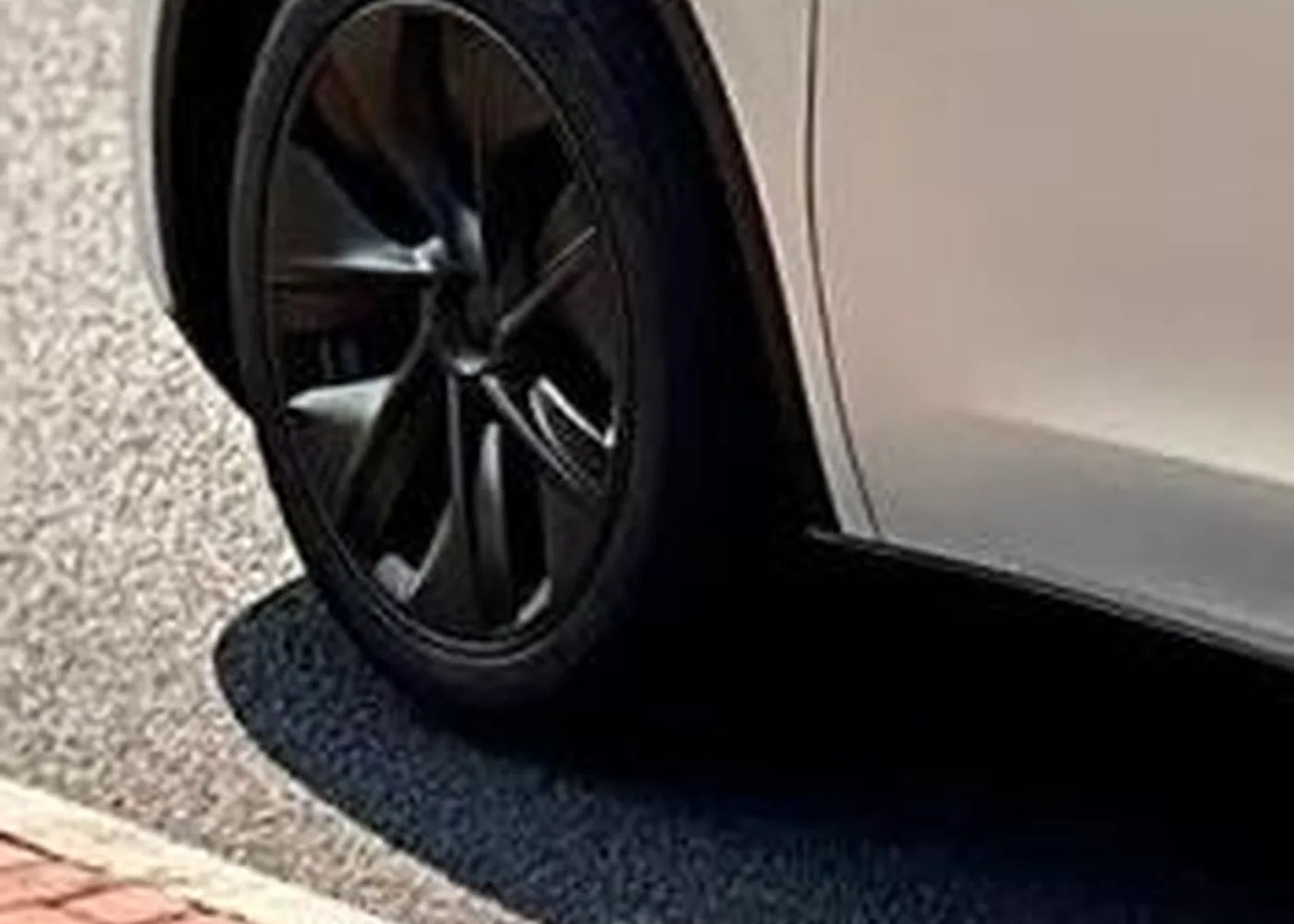 PET Metallic Graphite Grey Vinyl Wrap